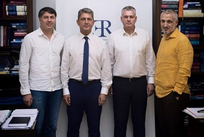 CRÂZNIC ȘI ASOCIAȚII și EFRIM, ROȘCA ȘI ASOCIAȚII (Republica Moldova)